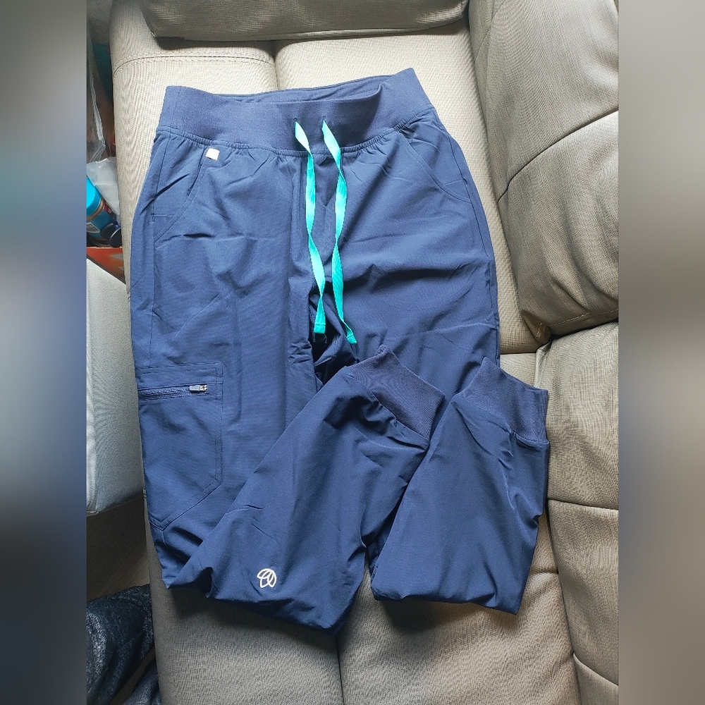 Figs scrub pants